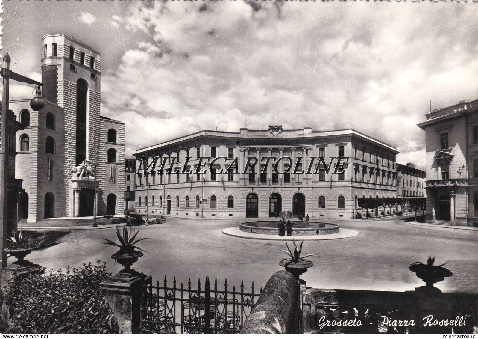 GROSSETO: Piazza Rosselli