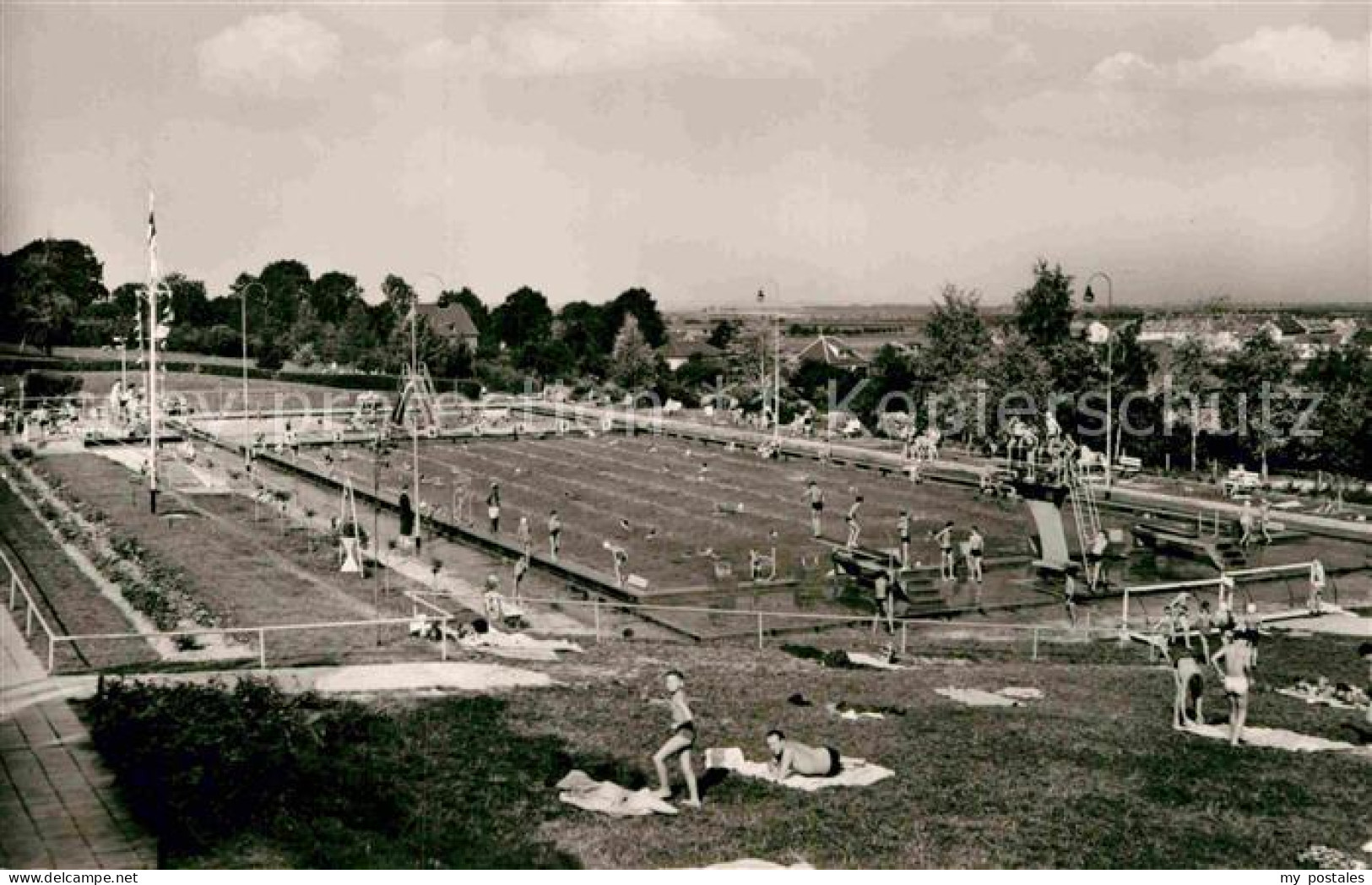 Gruenstadt Schwimmbad