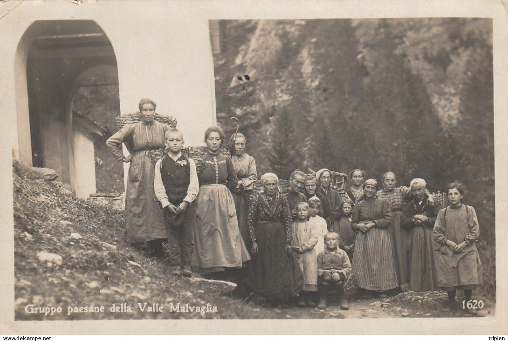 Gruppo paesane della Valle Malvaglia