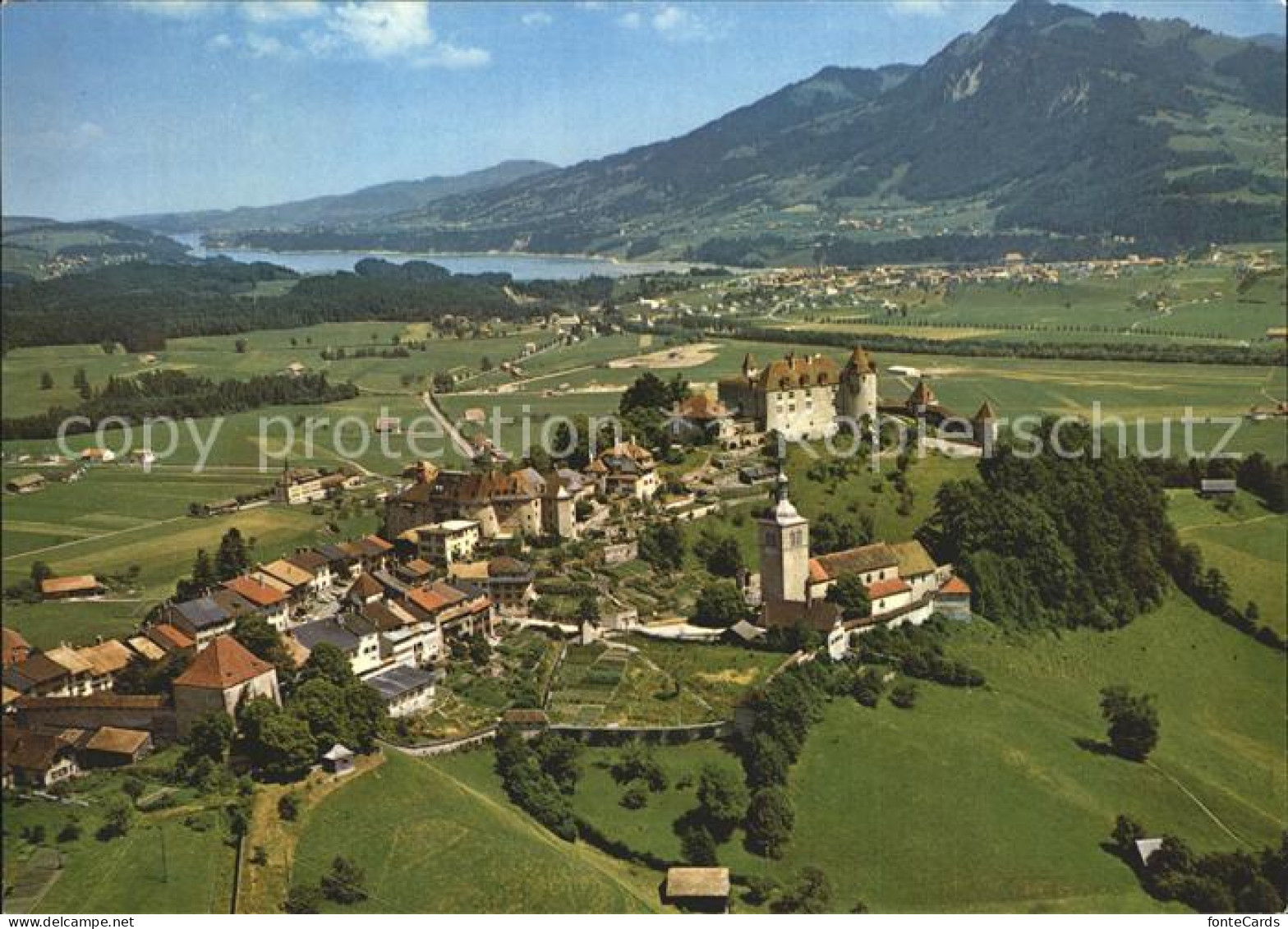 Gruyeres FR Broc lac