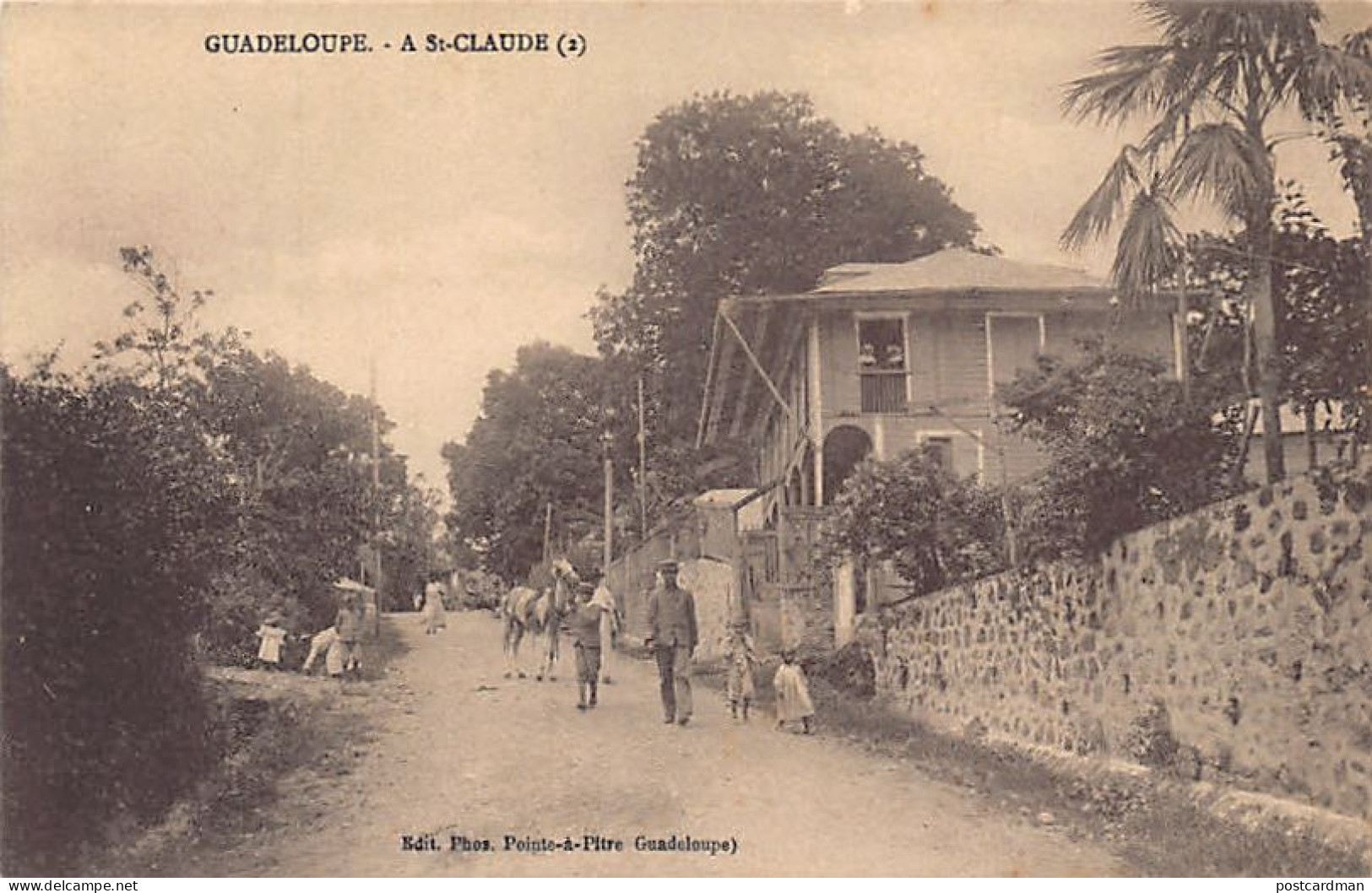 Guadeloupe - A St-Claude - Ed. Phos