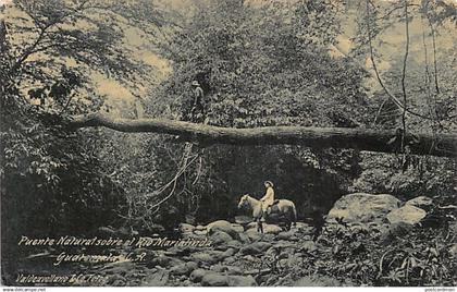 Guatemala - Puente natural sobre el Rio Marialinda - Ed. Valdeavellano