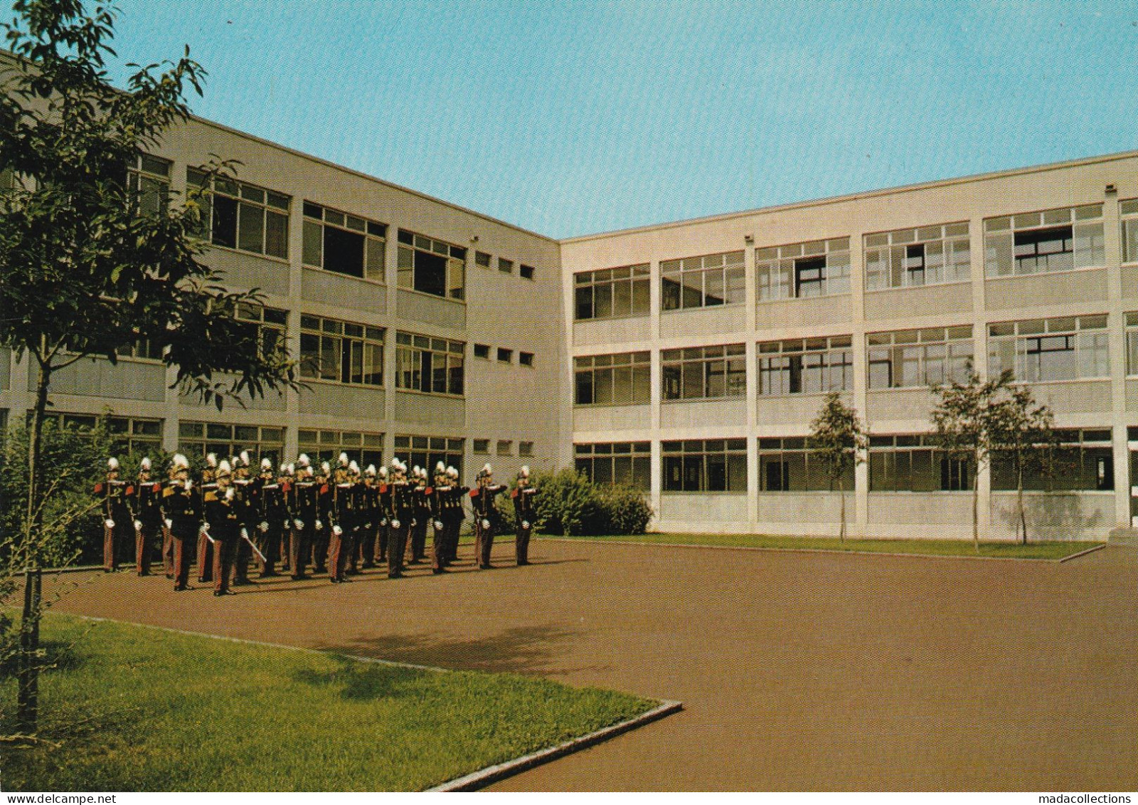 Guer Coetquidan (56 - Morbihan)  St Cyr Coëtquidan - La Nouvelle Ecole