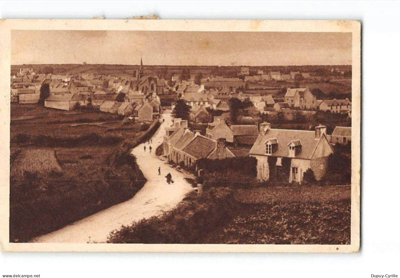GUERLESQUIN - Vue générale - très bon état