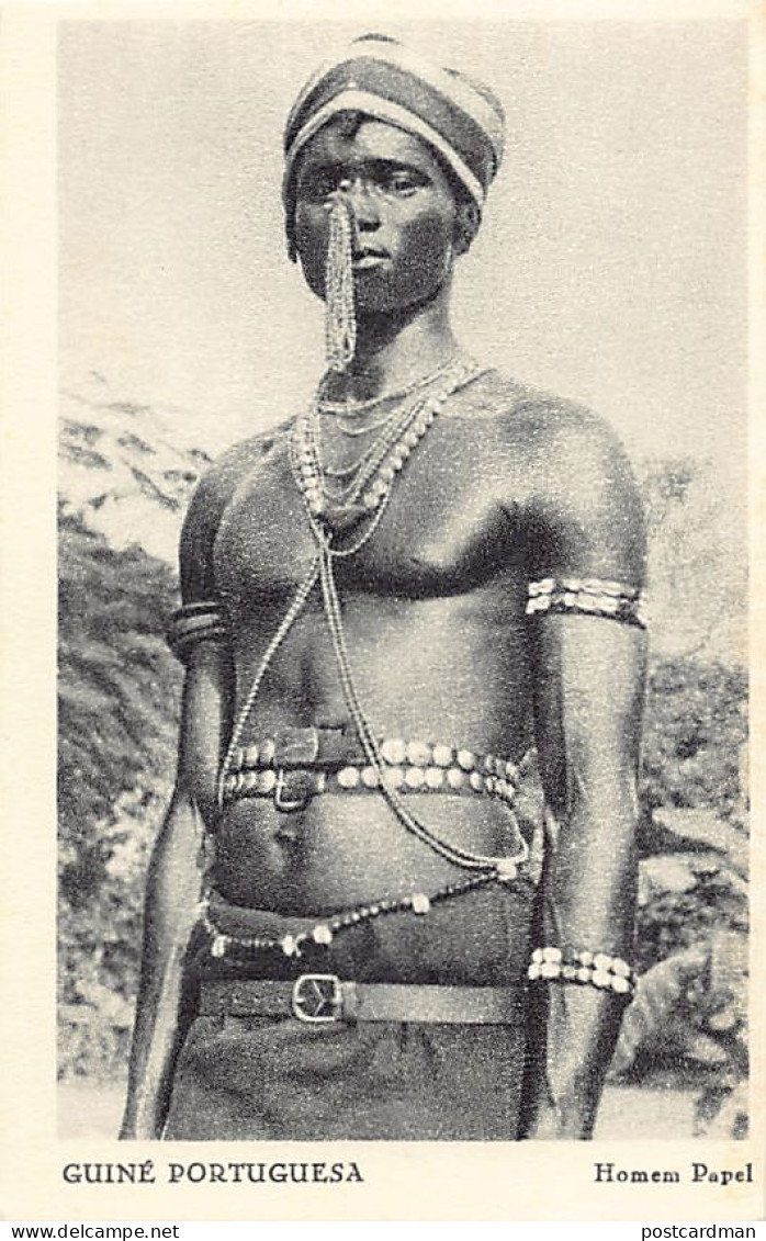 Guinea Bissau - Papel people man - Publ. Neogravura Lda.