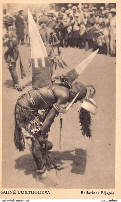 Guinea Bissau - Bijagó people dancers - Publ. Neogravura Lda.