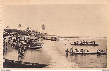 Spanish Guinea - BATA - Cayucos indigens