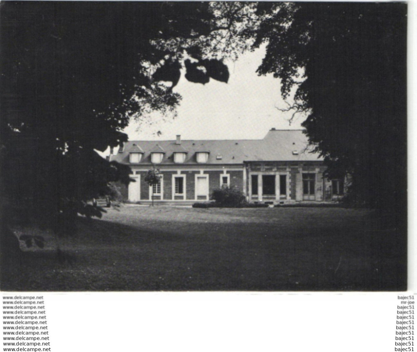 Guiscard - la mairie