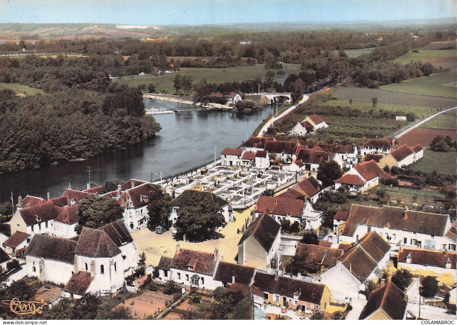 GURGY VUE GENERALE AERIENNE