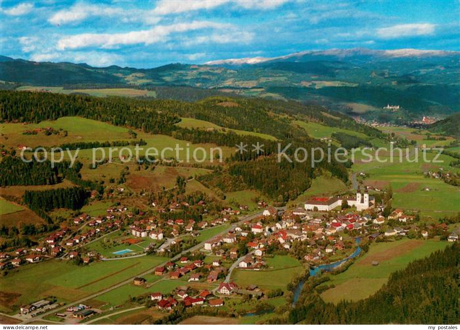 Gurk Dom zu Gurk Salvatorianerkolleg Fliegeraufnahme