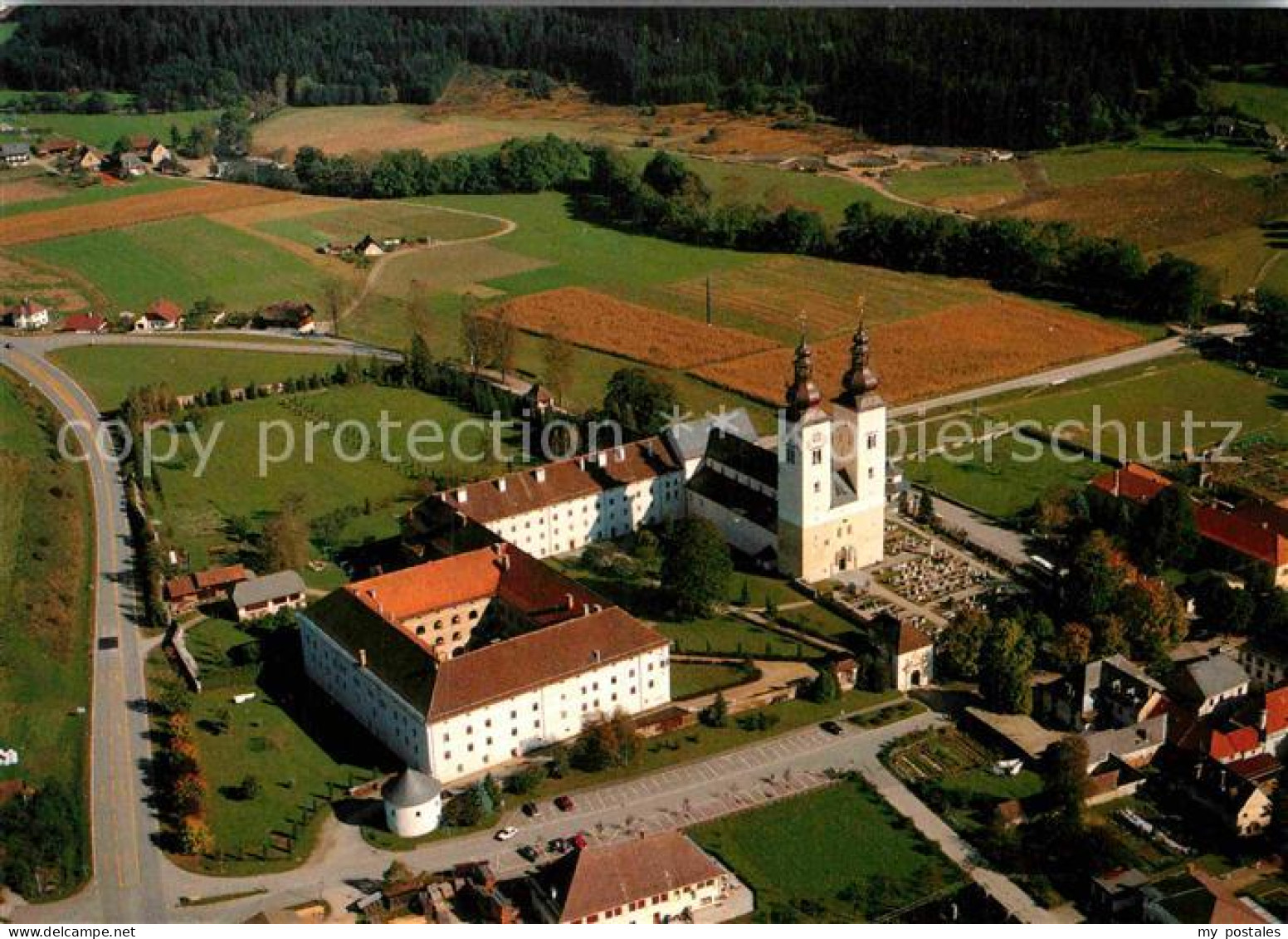 Gurk Romanischer Dom Fliegeraufnahme