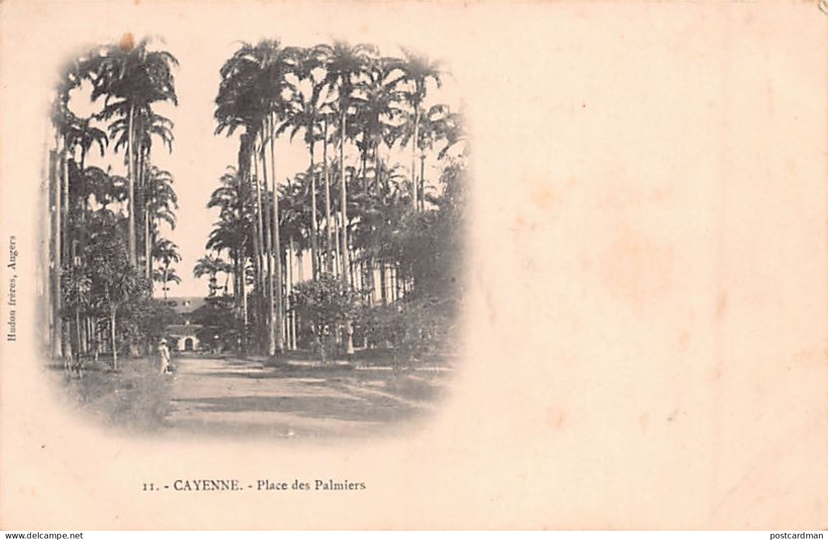 Guyane - CAYENNE - Place des Palmiers - Ed. Hudon Frères 11