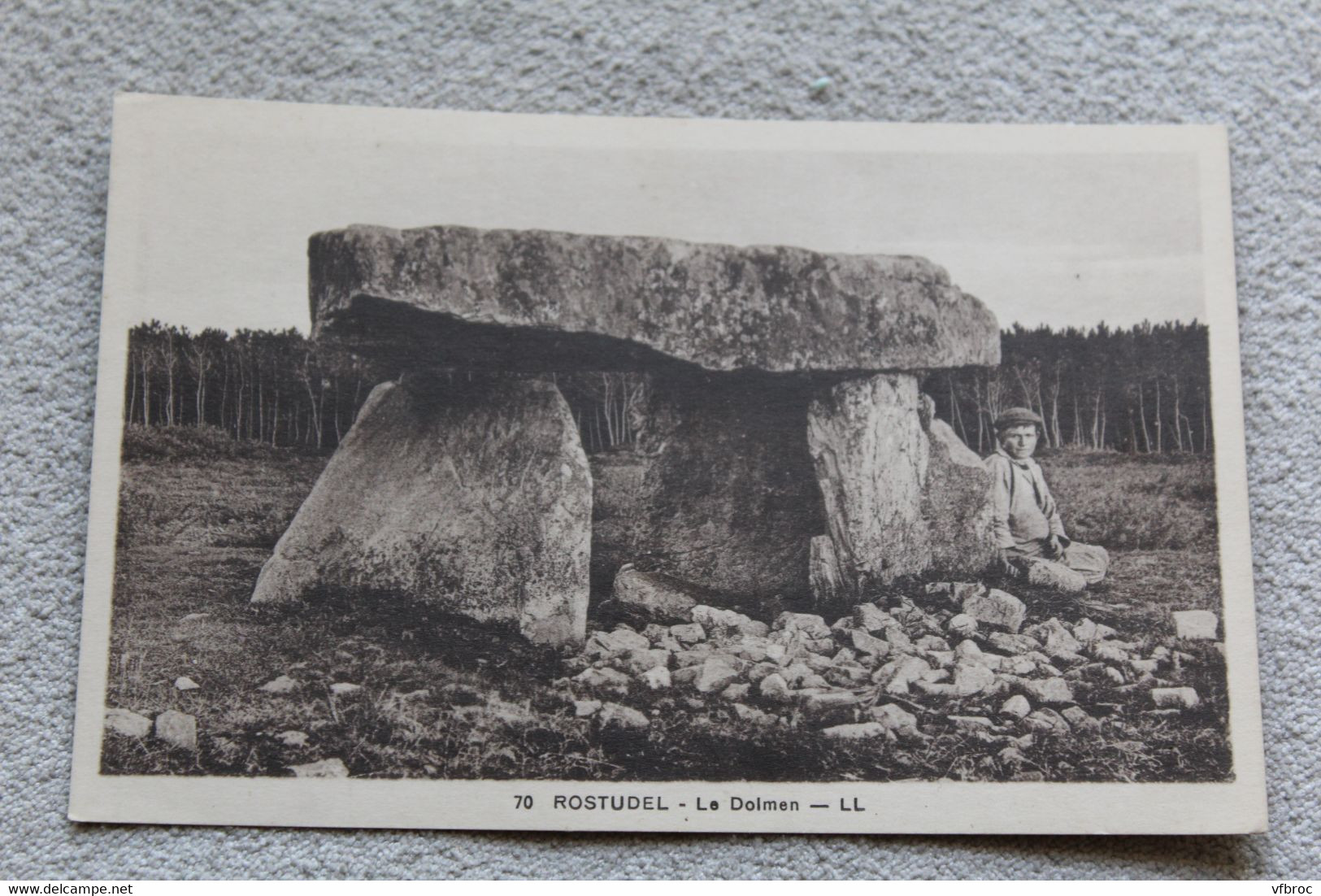 H31, Rostudel, le dolmen, Finistère 29