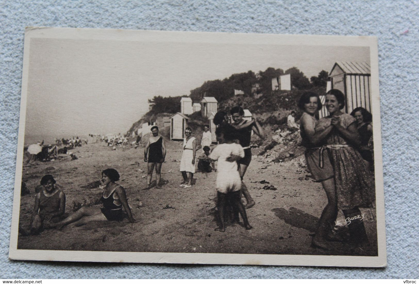 H474, Villerville, sur la plage la vie est belle, Calvados 14
