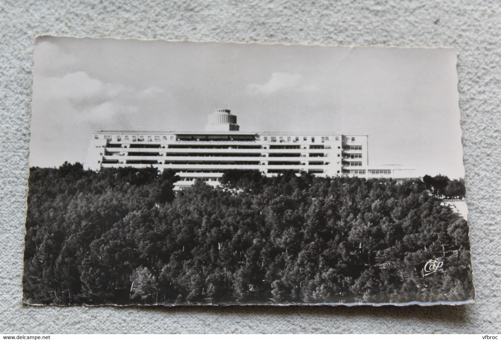 H74, Cpsm, Vallauris, l'institut hélio marin, Alpes maritimes 06