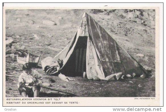 HABITANT DU GROENLAND EST DEVANT SA TENTE 1931