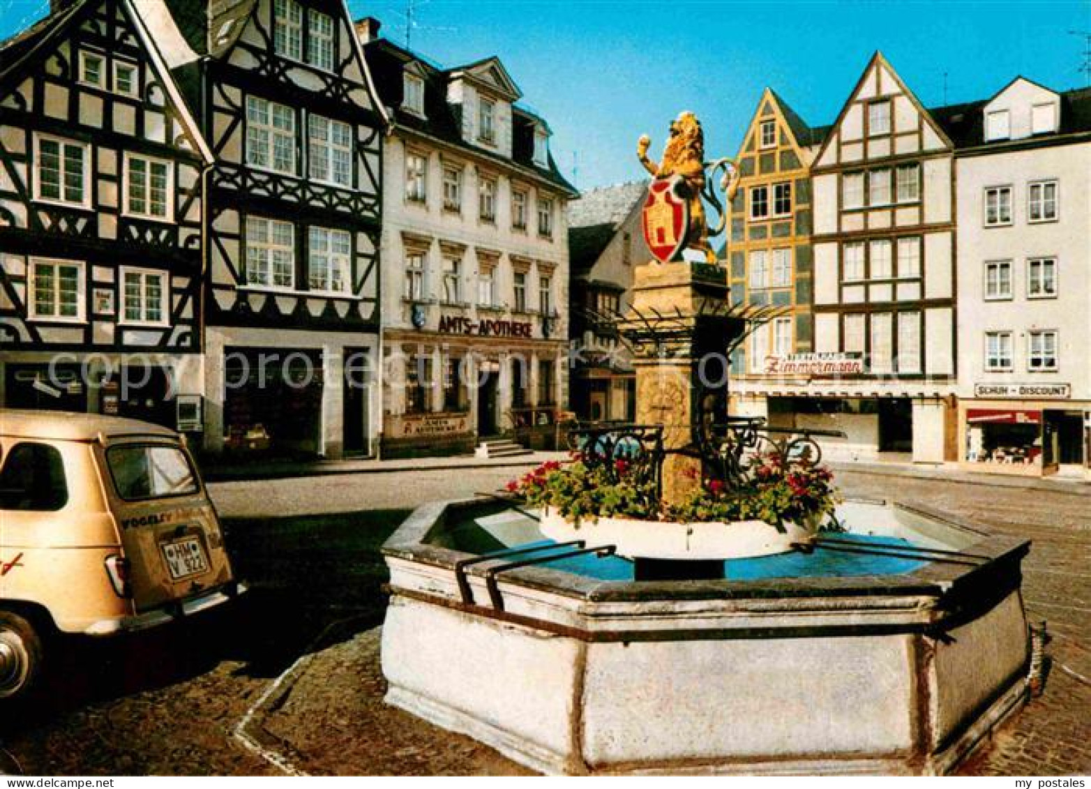 Hachenburg Westerwald alter Markt Brunnen