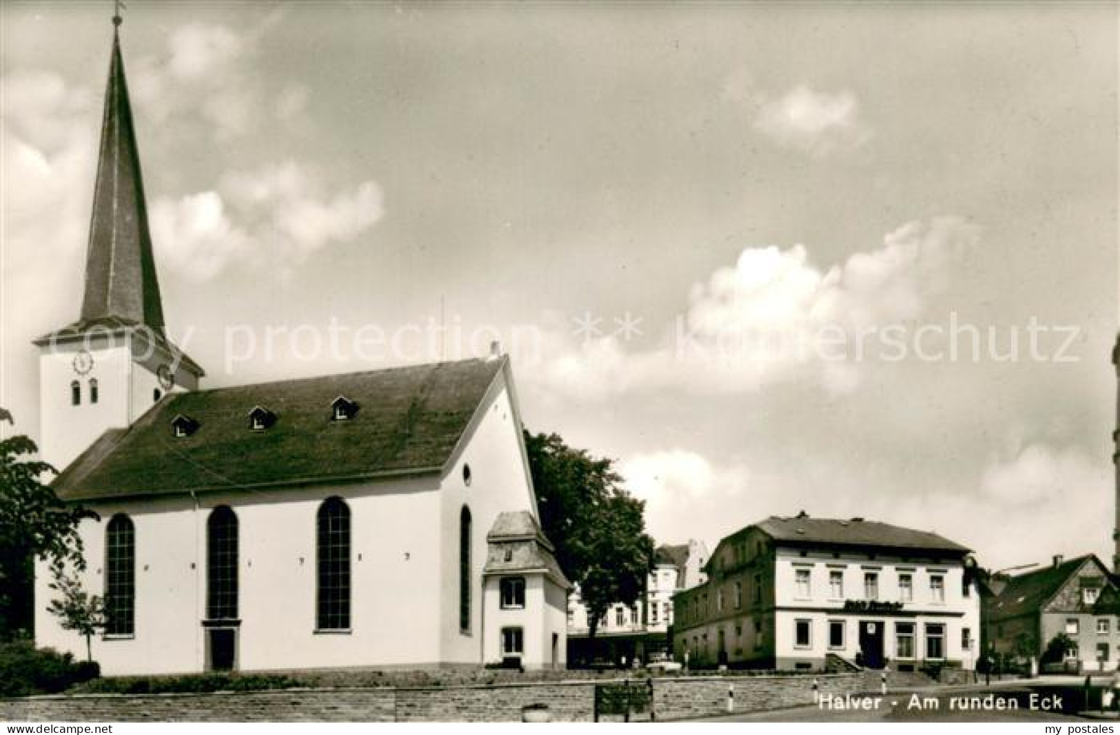 Halver Am runden Eck mit Kirche
