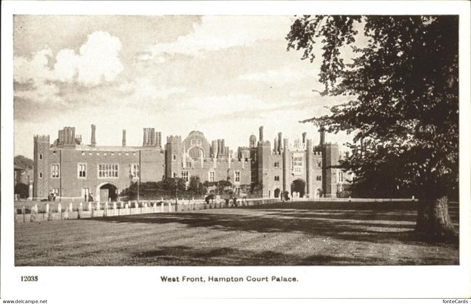 Hampton Court Palace