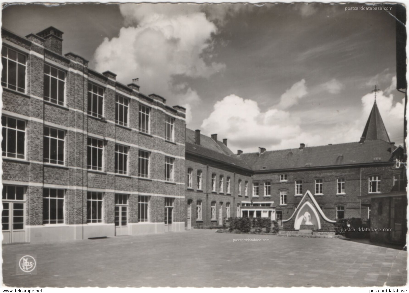 Hannut - Institut des Soeurs du St-Coeur de Marie