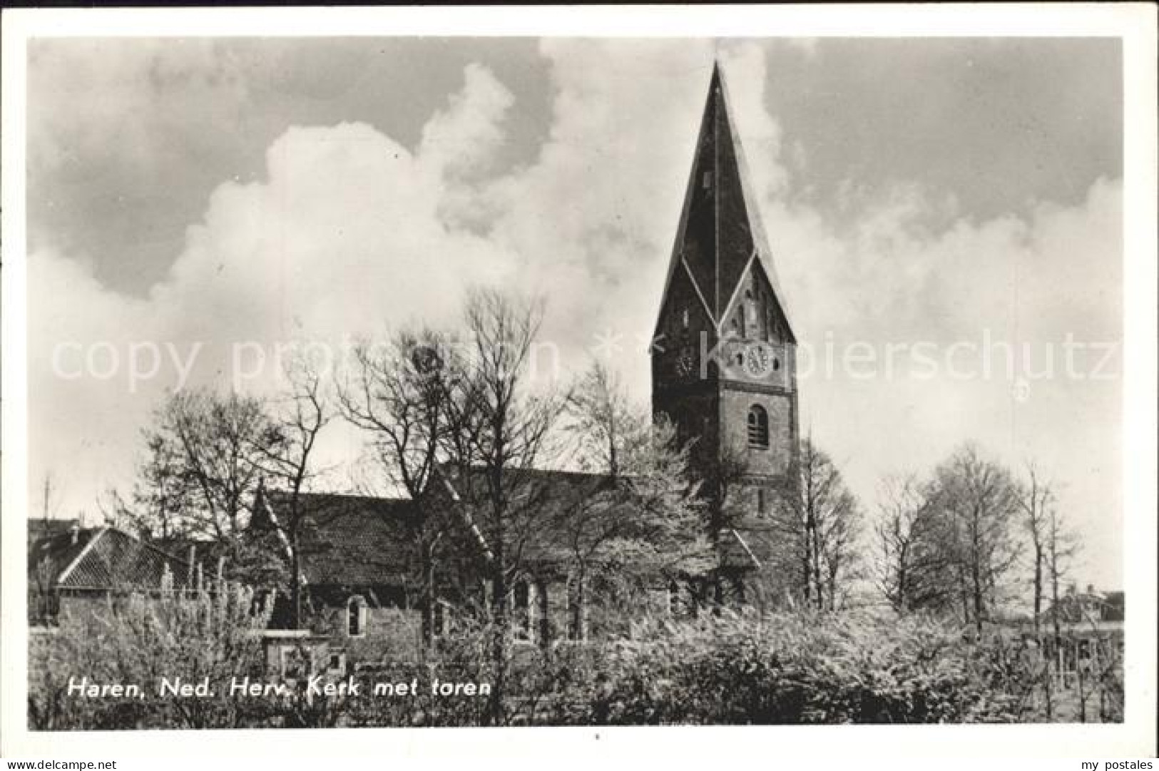 Haren Groningen Ned Herv Kerk met toren Kirche