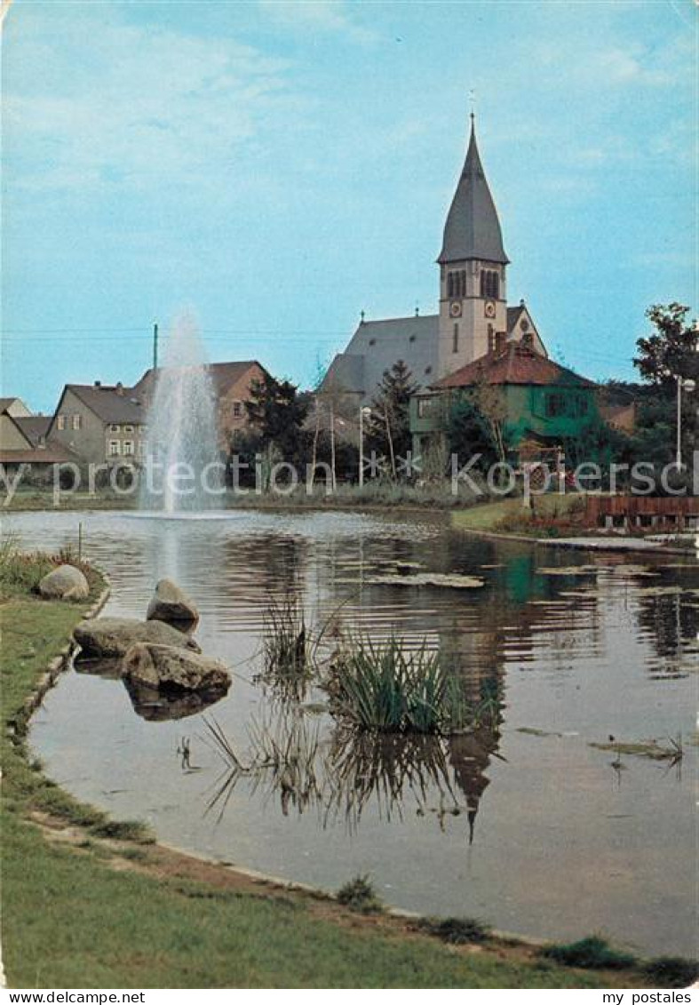 Hattersheim Main Partie am Teich mit Kirche