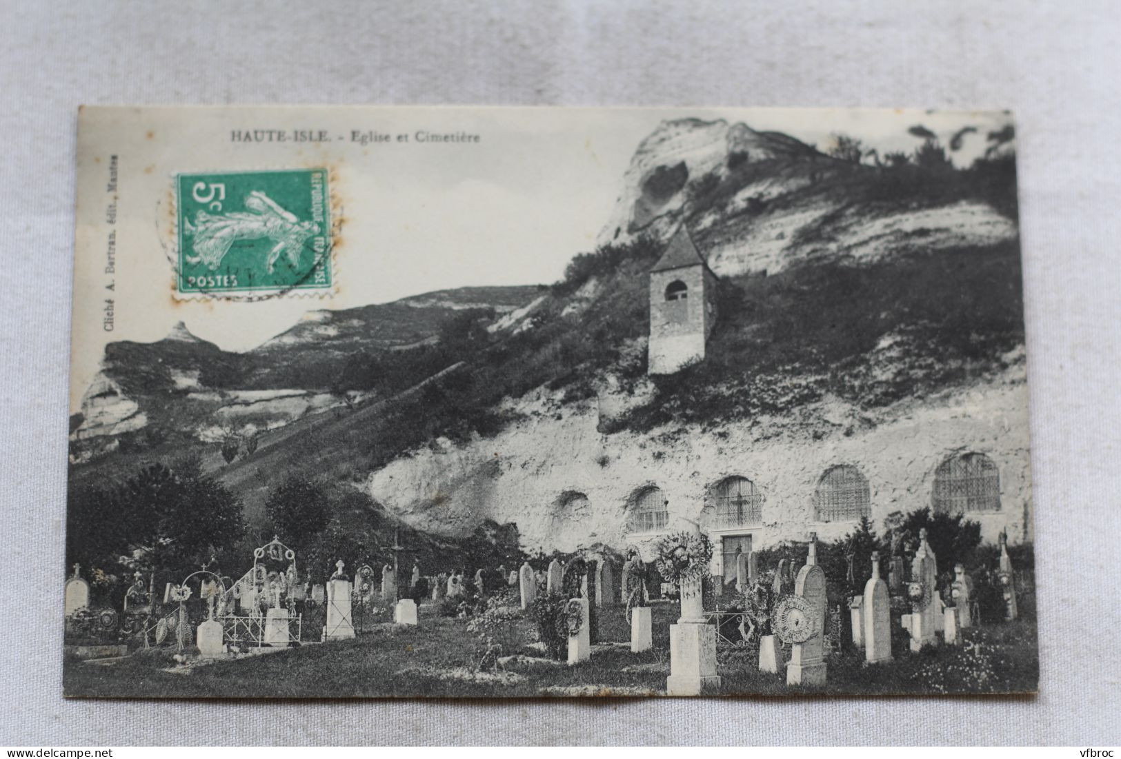 Haute Isle, église et cimetière, Val d'Oise 95
