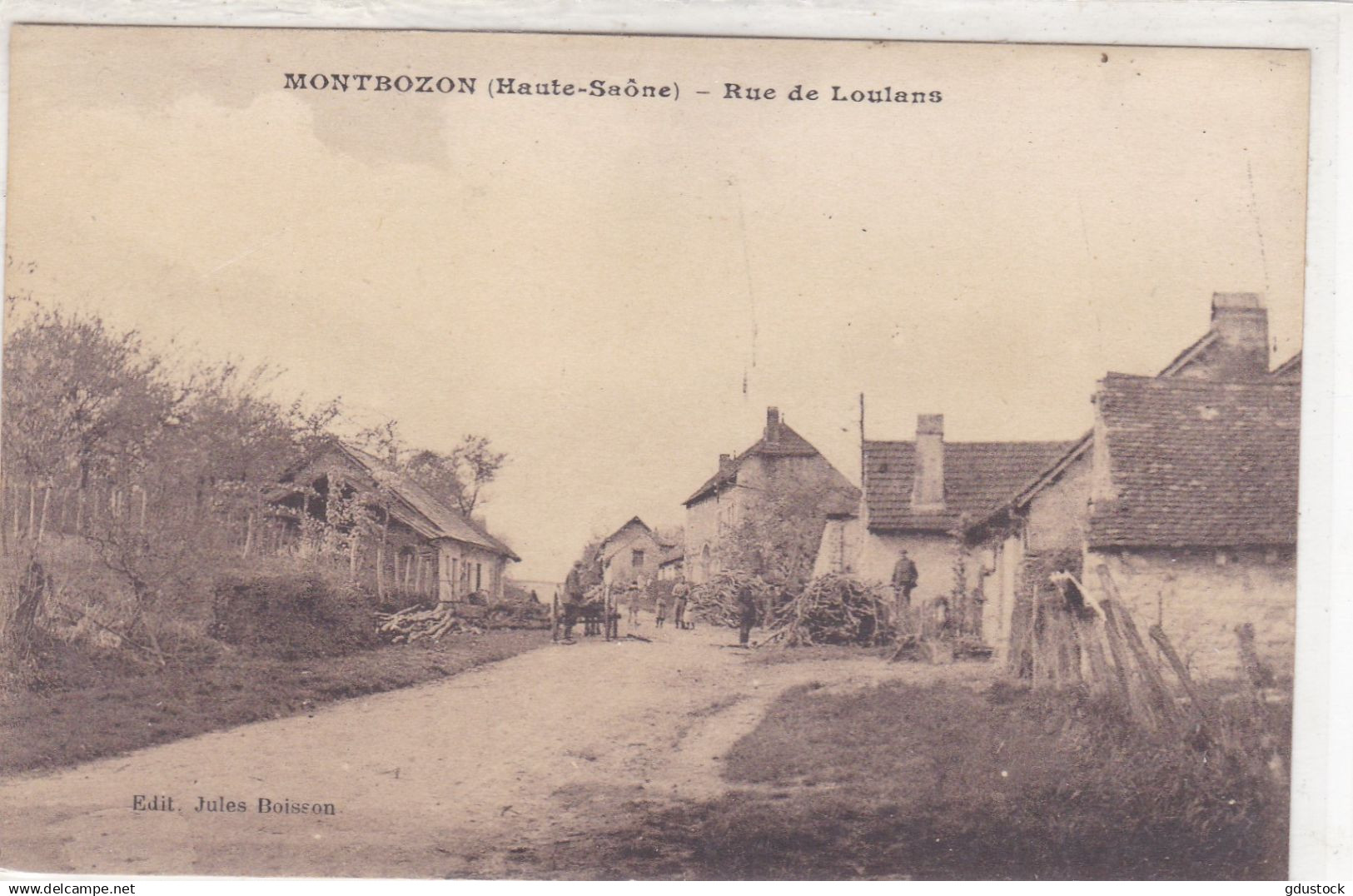 Haute-Saône - Montbozon - rue de Loulans
