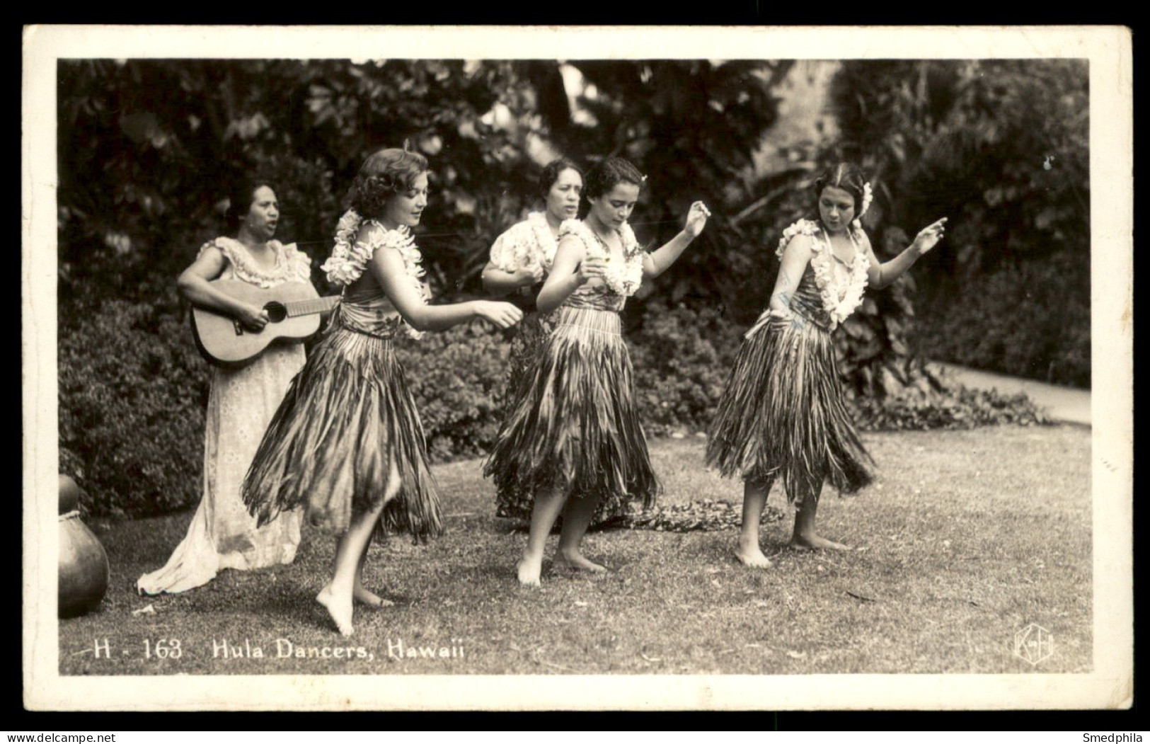Hawaii - Hula Dancers