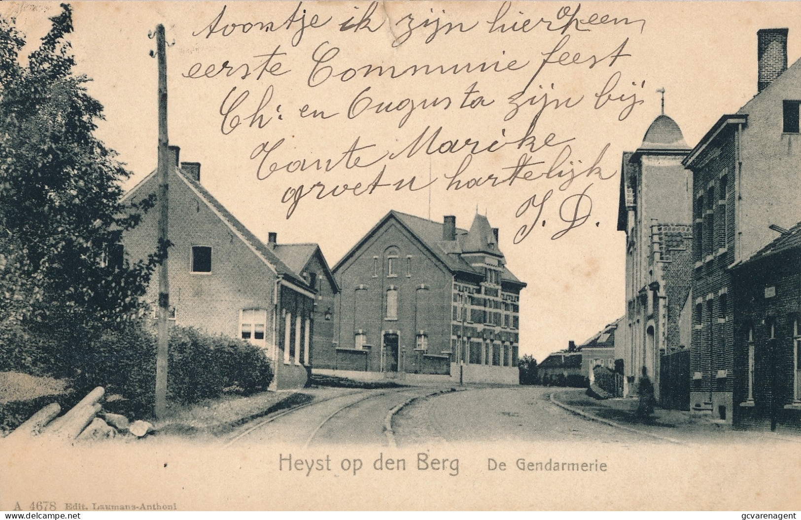 HEIST OP DEN BERG    DE GENDARMERIE        2 SCANS