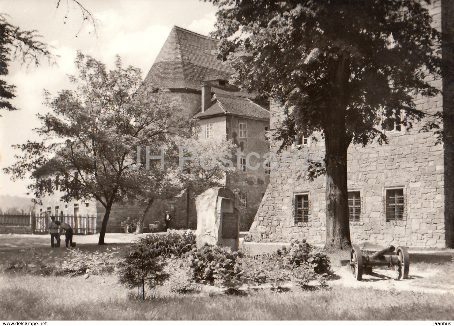 Heldrungen - Teilansicht der Wasserburg - castle - Historische Statten in Thuringen - DDR Germany - unused