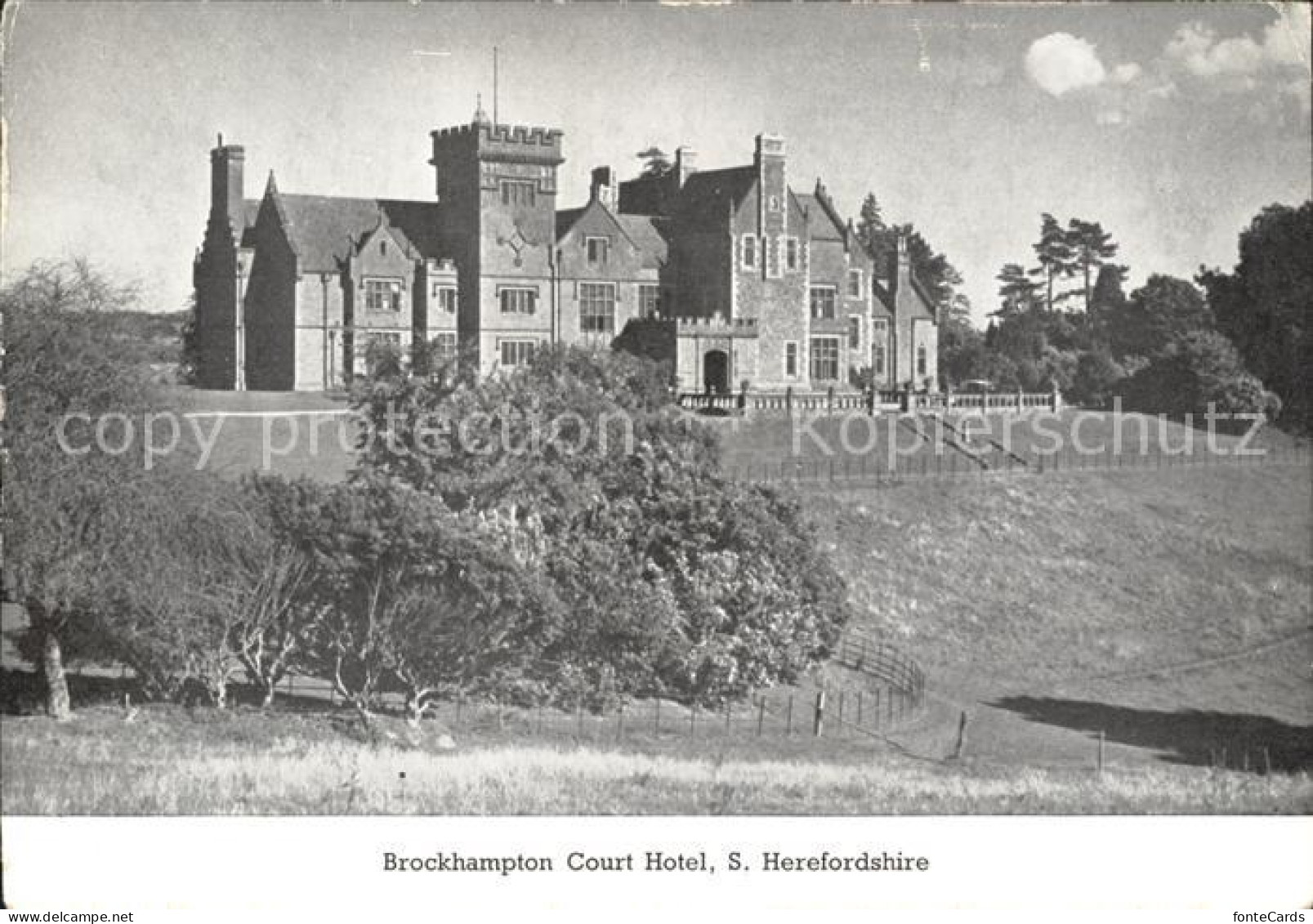 Herefordshire, County of Brockhampton Court Hotel