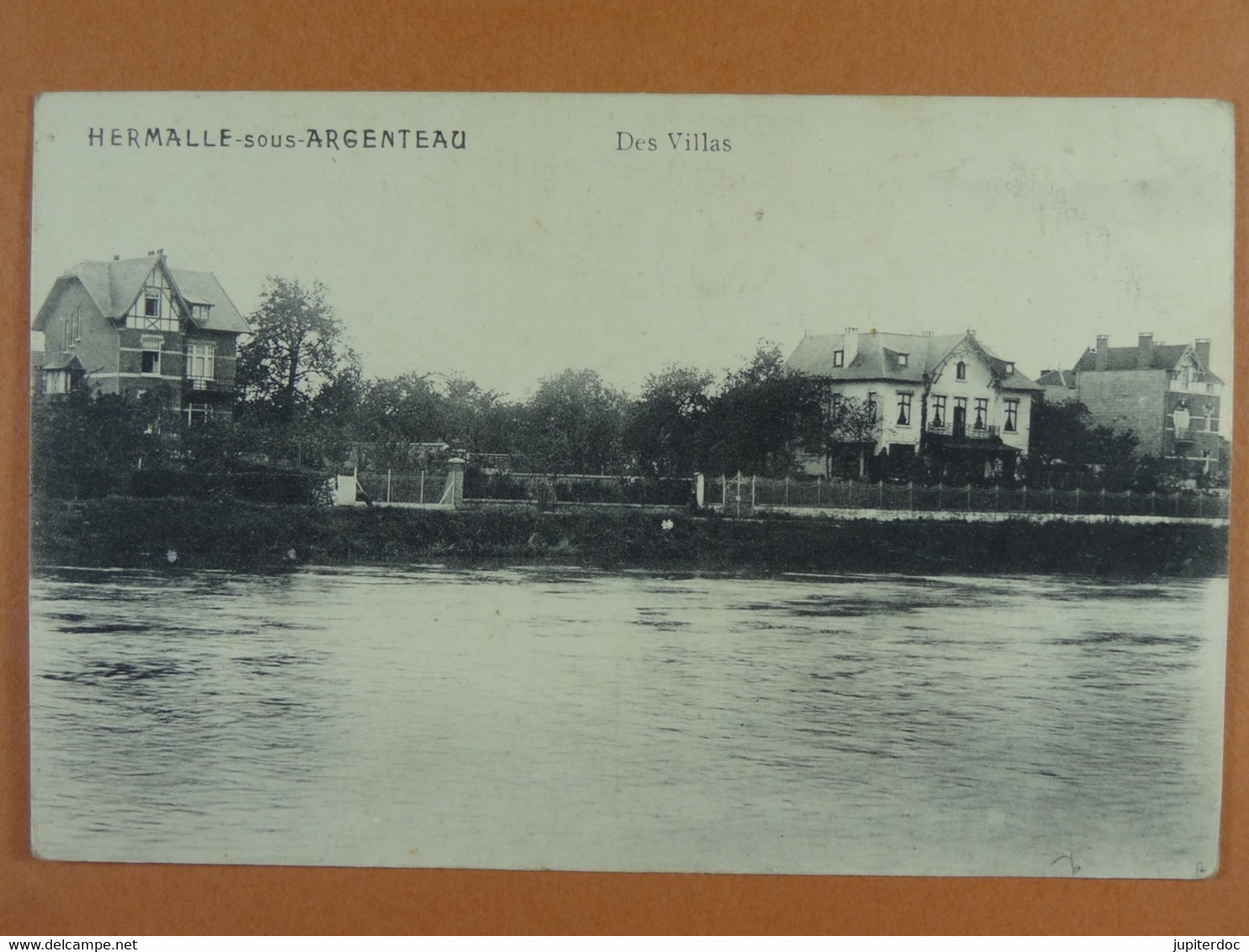 Hermalle-sous-Argenteau Des Villas