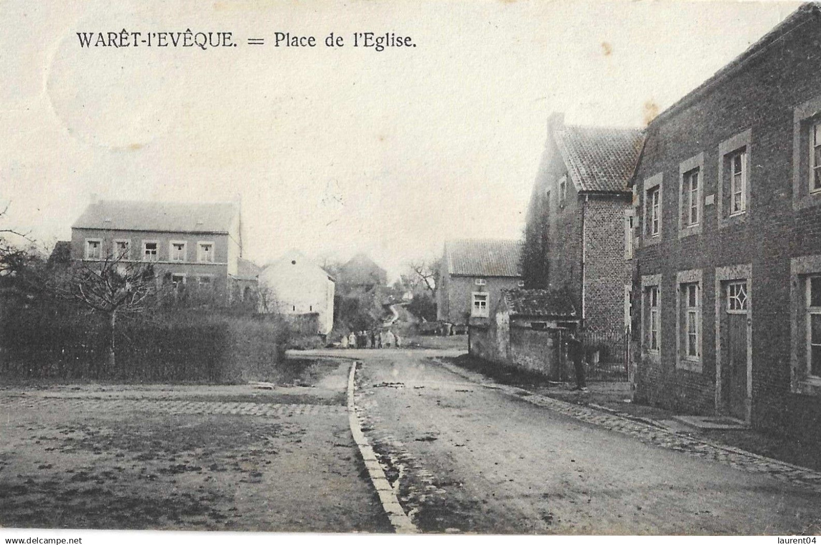 HERON. WARET L'EVEQUE.   PLACE DE L'EGLISE. ANIMATION..
