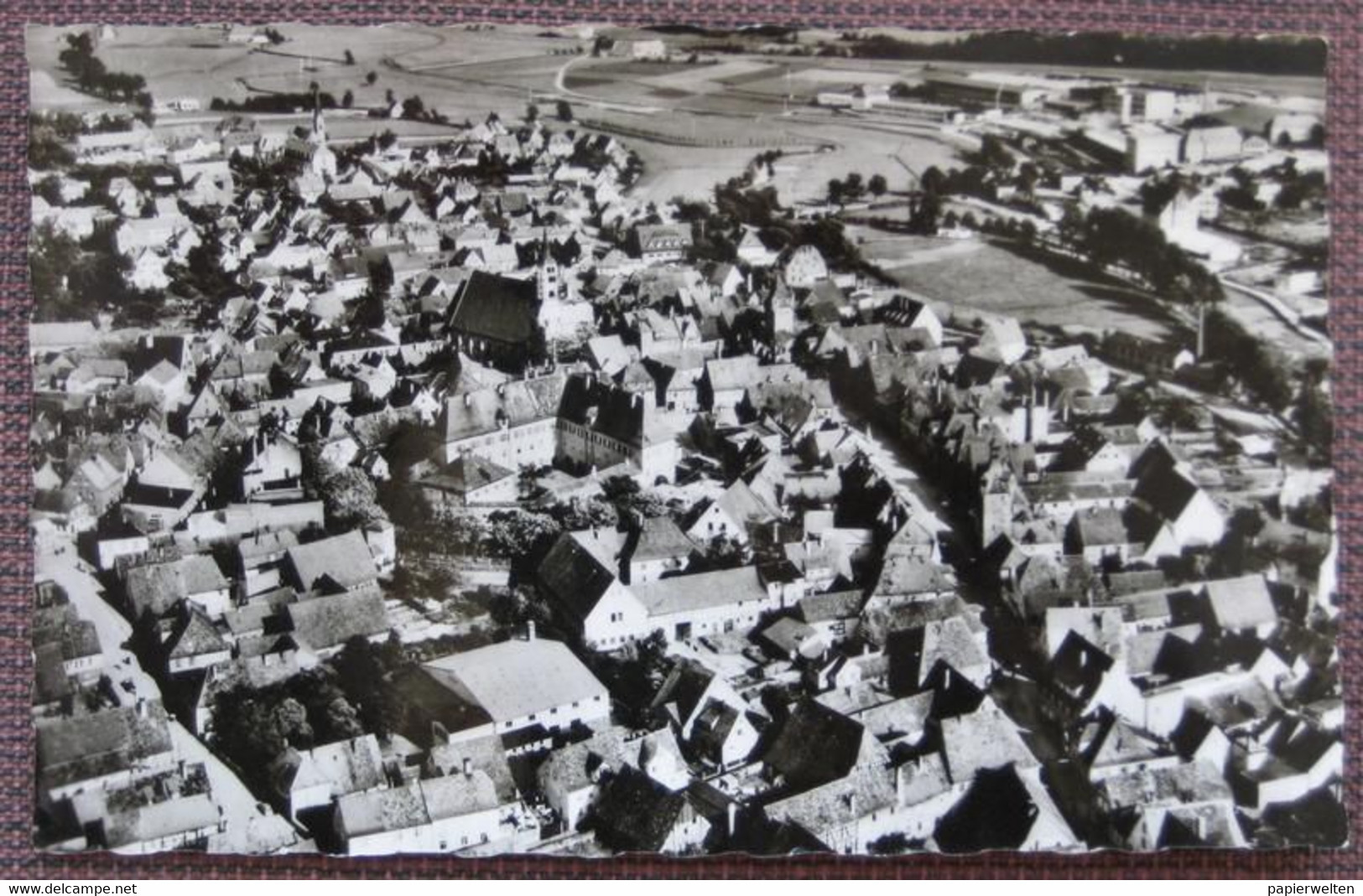 Herzogenaurach (Erlangen-Höchstadt) - Flugaufnahme