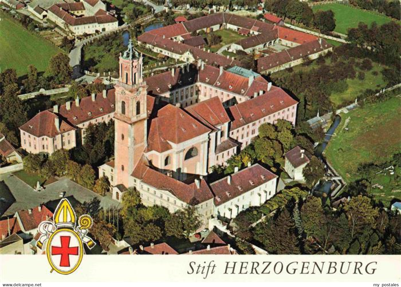 Herzogenburg Niederoesterreich AT Augustiner Chorherrenstift Fliegeraufnahme
