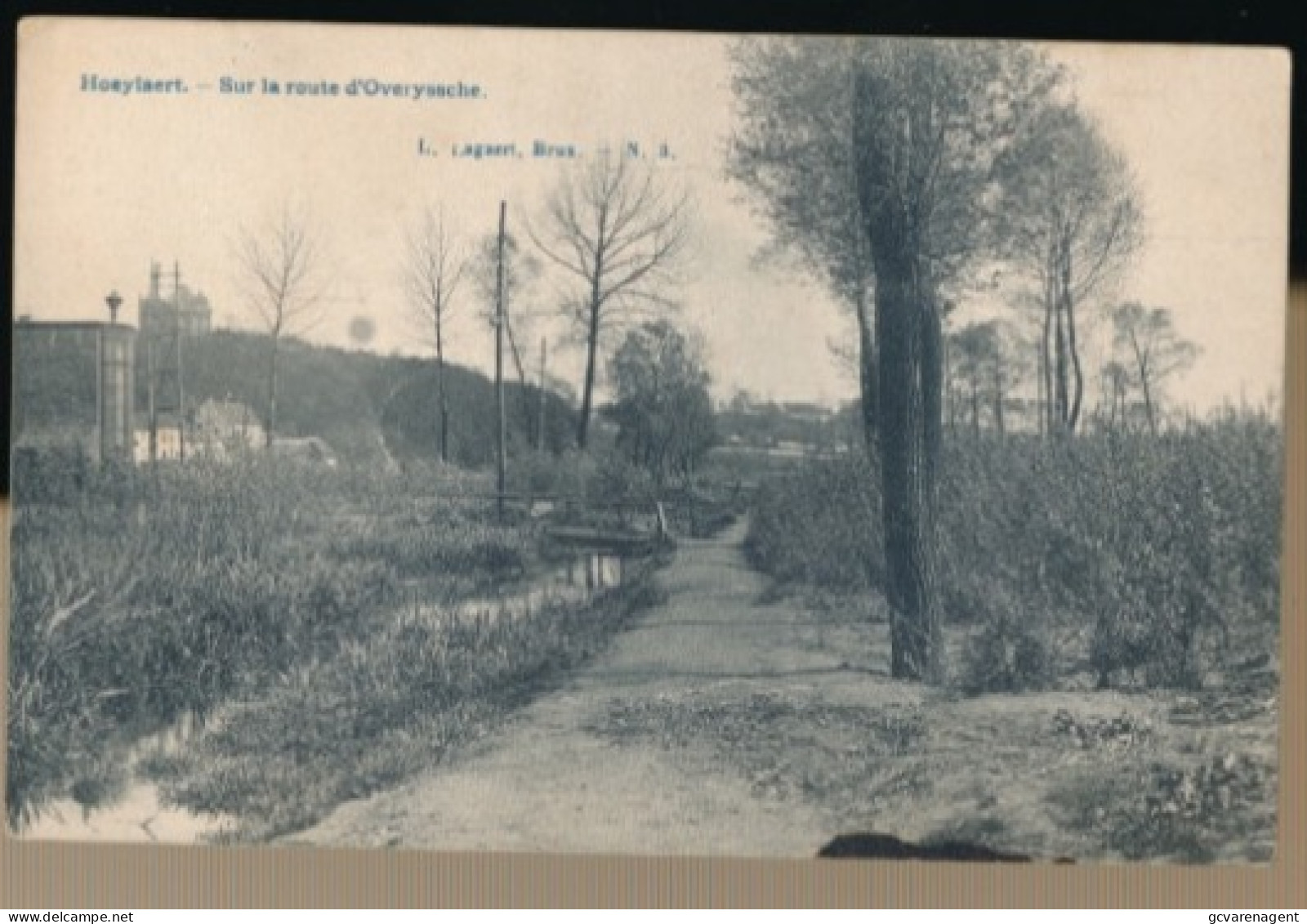 HOEILAART.  SUR LA ROUTE D'OVERYSSCHE
