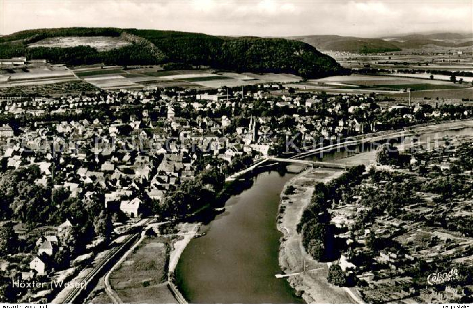 Hoexter Weser Fliegeraufnahme