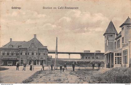 PAYS-BAS - GELDROP - Station en Café-restaurant