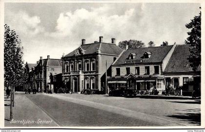 Gemert, Borretplein, Hotel 'de Reiziger' 1942 (NB)