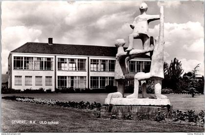 Gemert, R.K. ULO-School 1966 (NB)