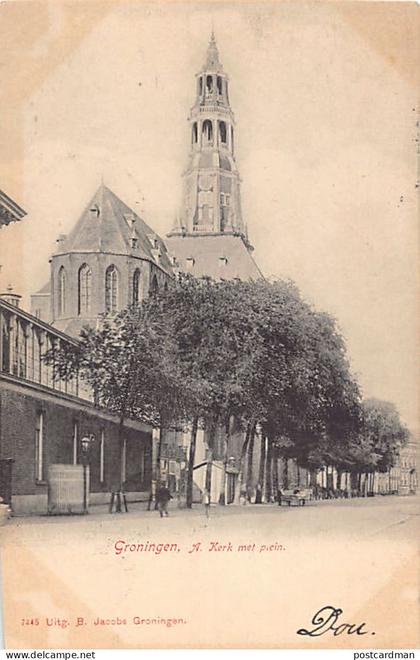 Nederland - GRONINGEN - A. Kerk met plein