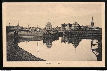 AK Lemmer, Sluis