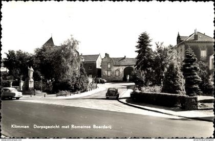 CPA Klimmen Limburg Niederlande, Dorpsgezicht met Romeinse Boerderij