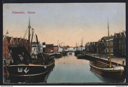 AK Maassluis, Haven