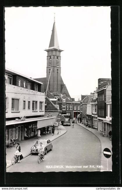 AK Naaldwijk, Molenstraat met R. K. Kerk