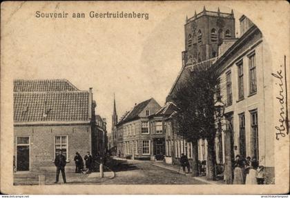 CPA Geertruidenberg Nordbrabant Niederlande, Straßenpartie, Passanten