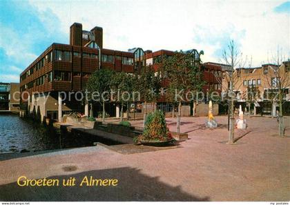 Almere Markt met sociaal cultureel centrum Corrosia