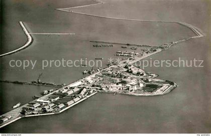 Flevoland Gezicht van het zuiden uit op Lelystad med werkhaven Fliegeraufnahme