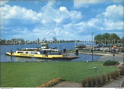 Schoonhoven Rivier De Lek met veer